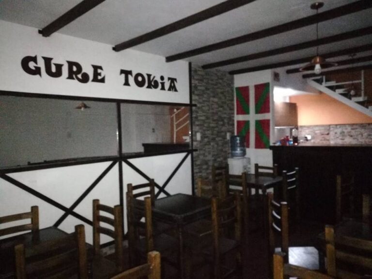 Inauguración de Gure Tokia